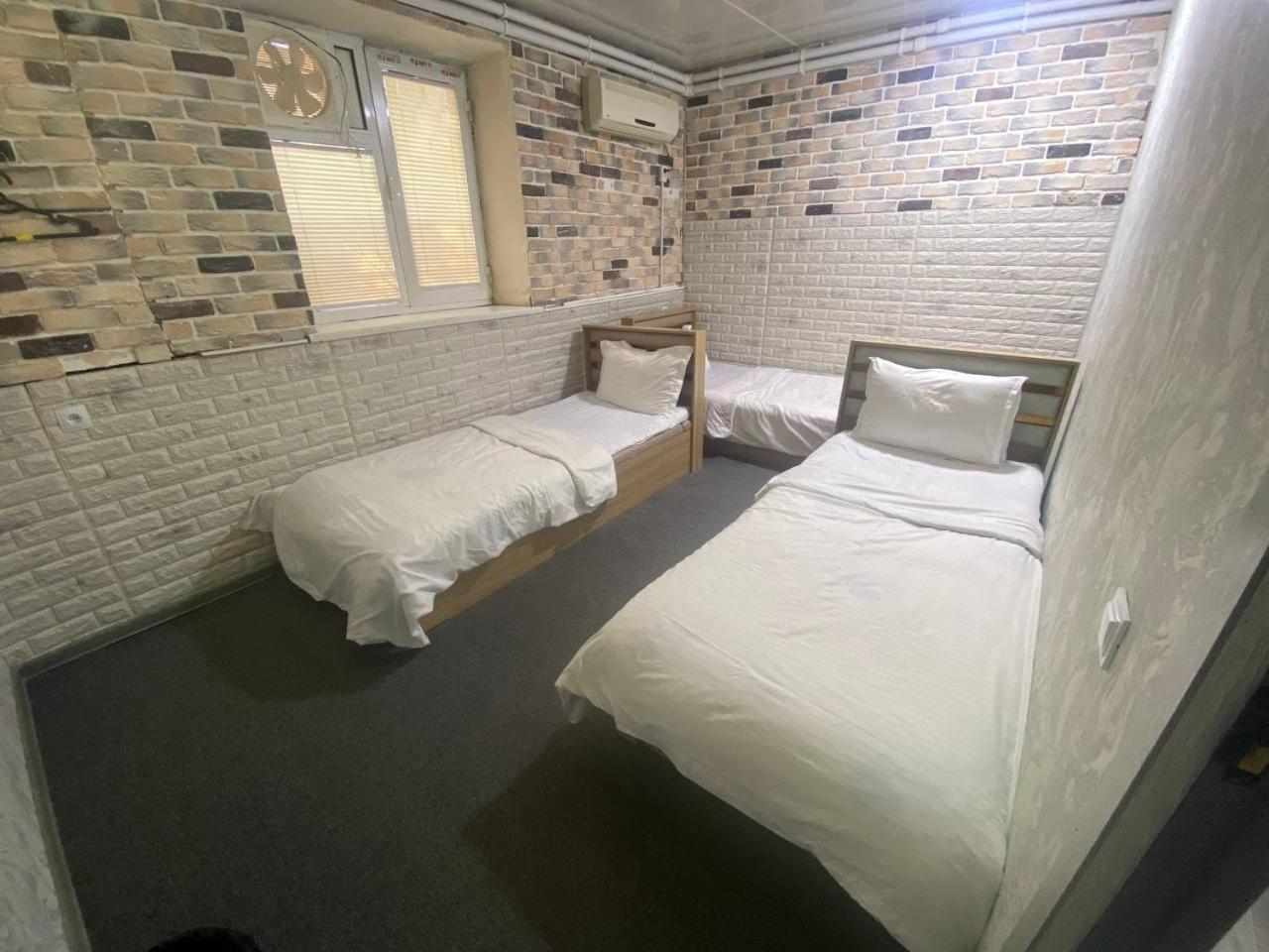 Hostel Na Bobura 塔什干 外观 照片